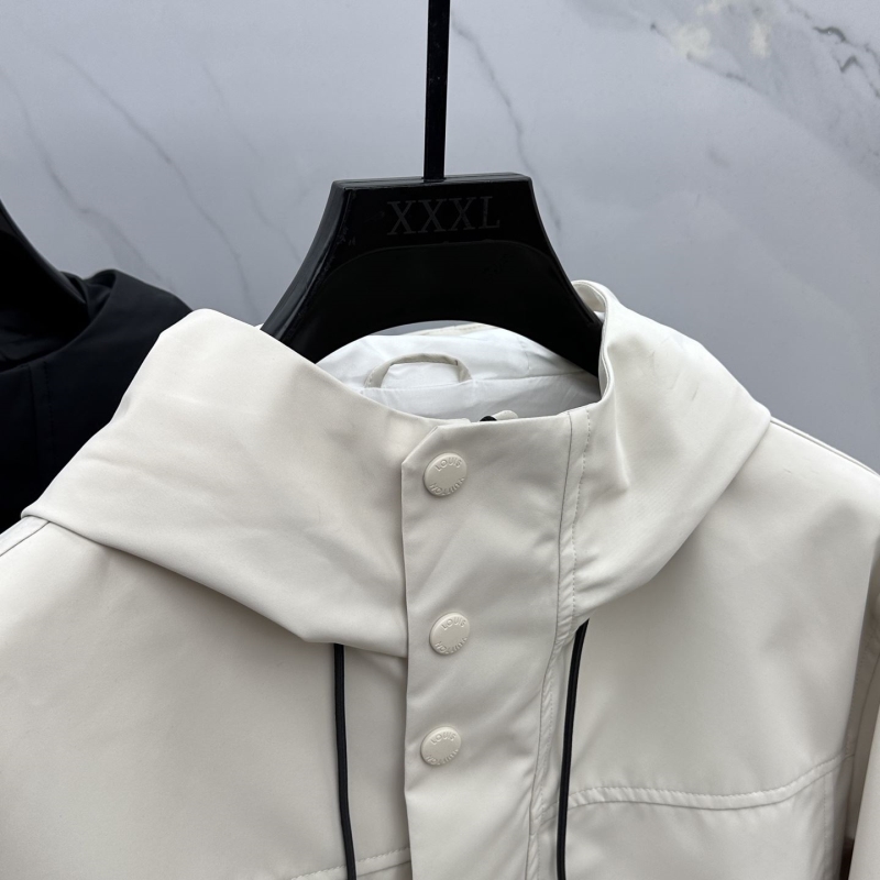 l0vis Vvtt0n outwear